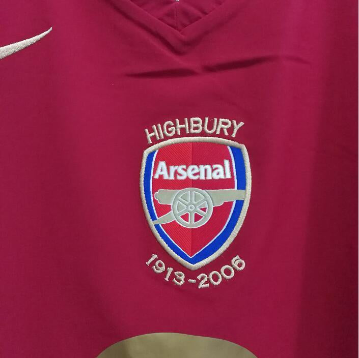 Arsenal 2005/06 Home Kit