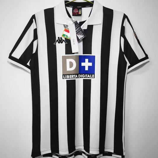 Juventus 1998/99 Home Kit